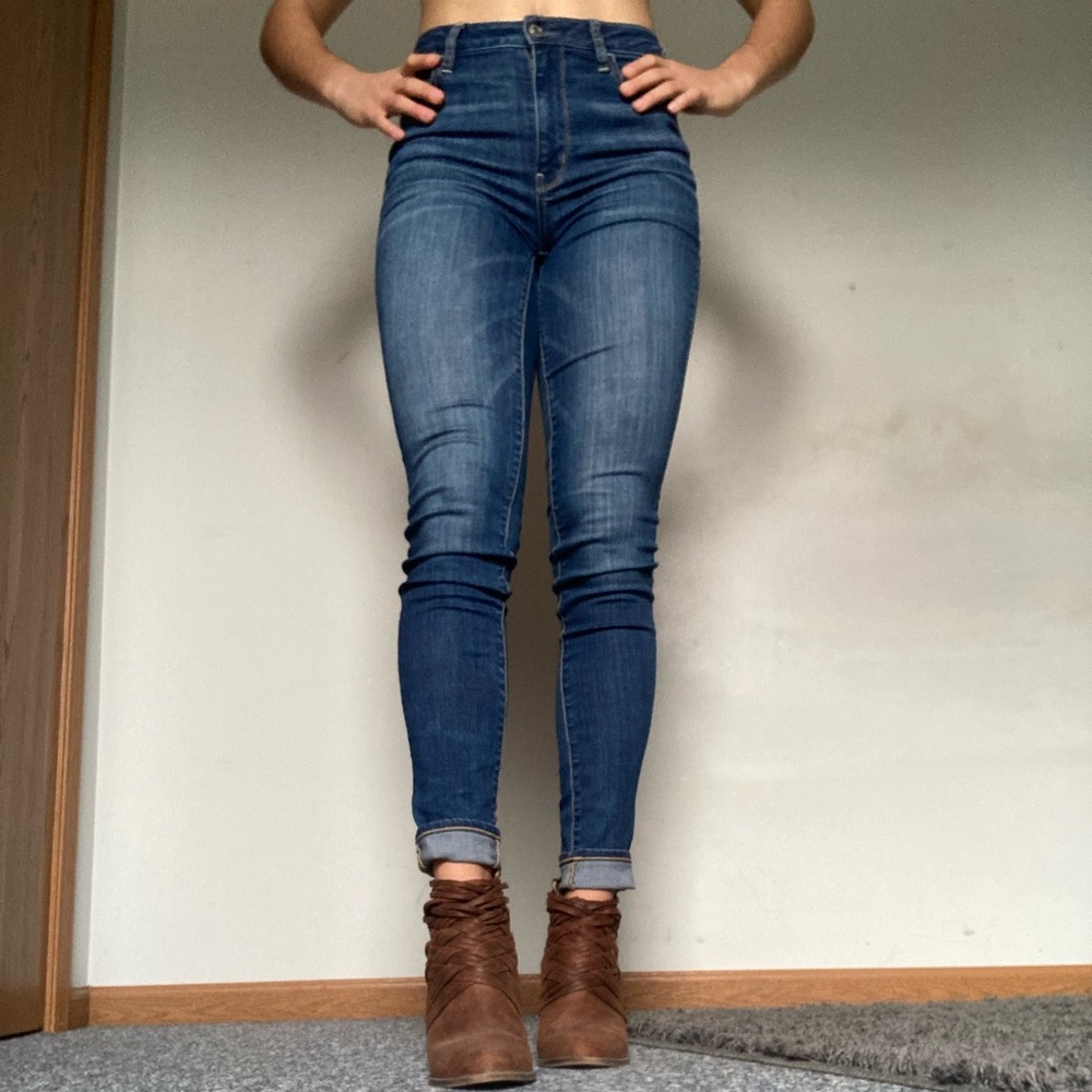 American Eagle High Waisted Skinny Jean